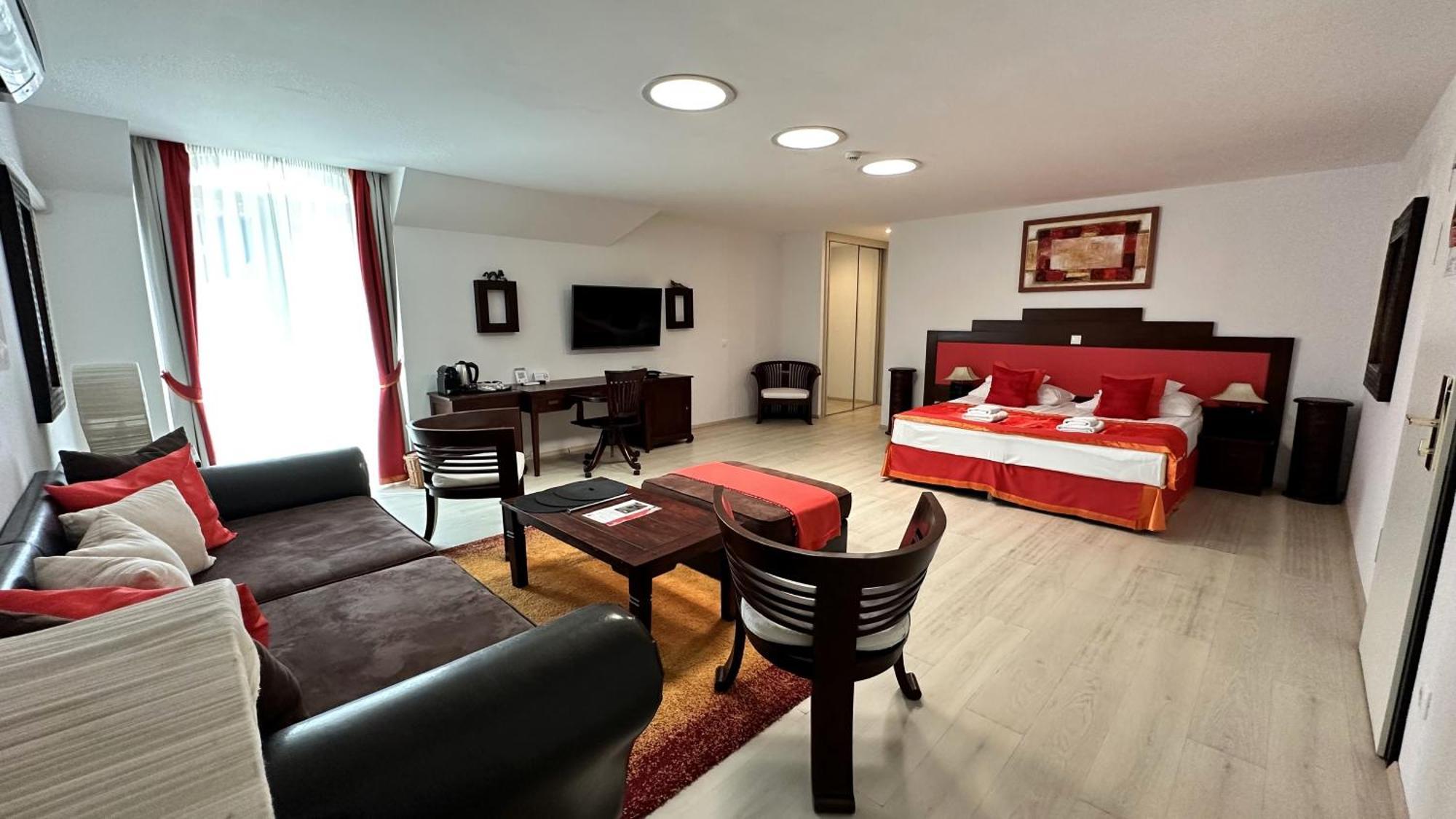 Liget Wellness Es Konferencia Hotel Szarvas Eksteriør bilde