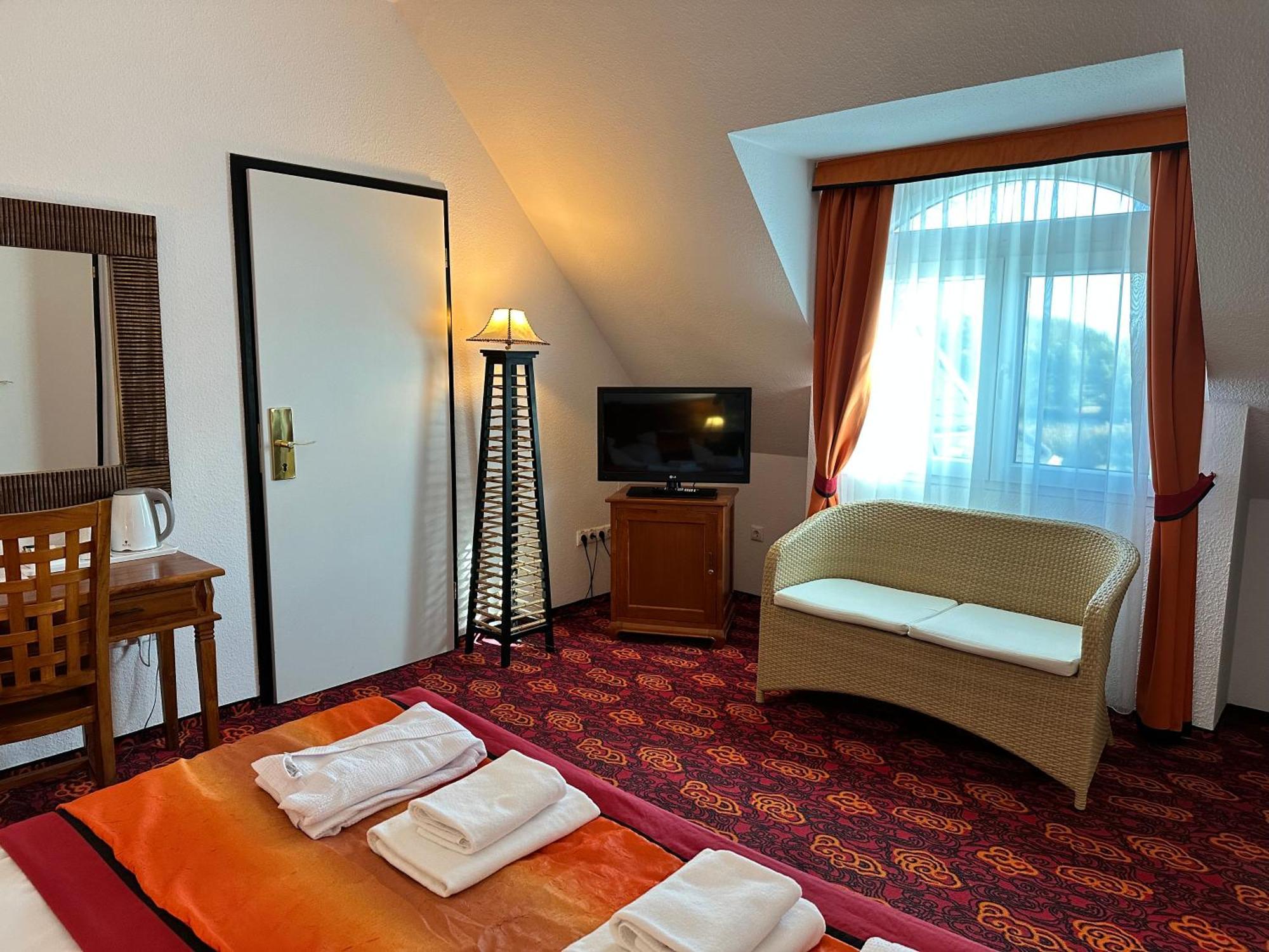 Liget Wellness Es Konferencia Hotel Szarvas Eksteriør bilde
